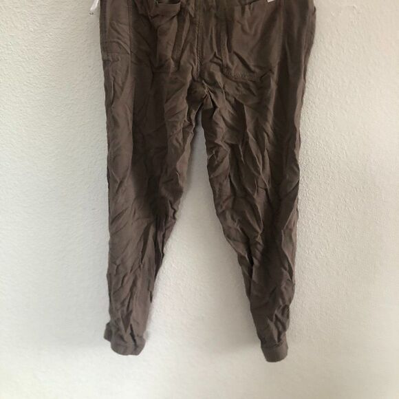Michael Kors Pull String Ruffled Waist Capri Pants NWT $89.50 Brown Color Size 2 - Picture 6 of 6